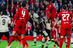 开云体育官方网站-克雷费尔德主场惊险获胜，士气高昂