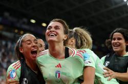 开云体育平台APP-足球女子半决赛瑞士队战胜澳大利亚队