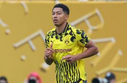 开云体育中国官网-哥伦比亚横扫曼联，贝林厄姆统治全场的简单介绍