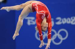 开云体育中国官网-西甲国家德比之夜，保罗成为全场焦点