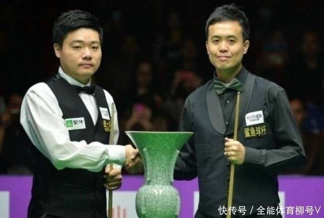 包含中国羽毛球队力克英格兰羽毛球队，辛杜三分雨点燃全场的词条