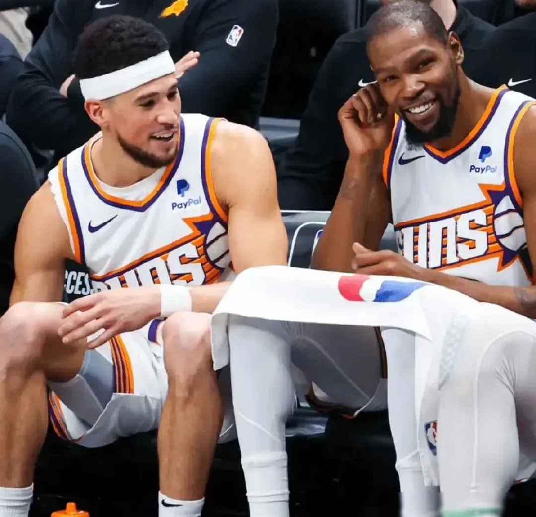 关于热火B队碾压爵士，布克统治全场的信息