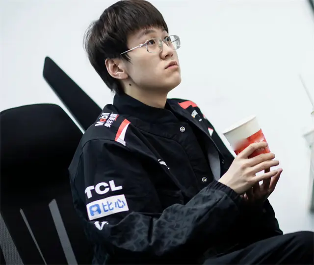 关于PSG力克BDS,Meiko2三分雨点燃全场的信息 关于PSG力克BDS,Meiko2三分雨点燃全场的信息