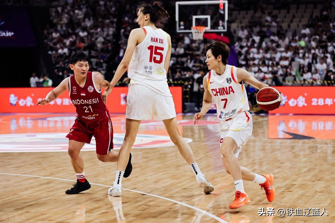 新西兰女队殊死战胜对手，晋级四强赛