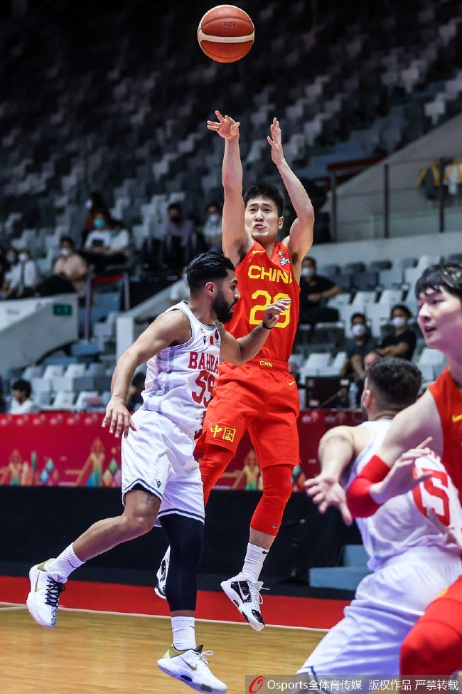 尼姆队在客场比赛中力挽狂澜，反超对手