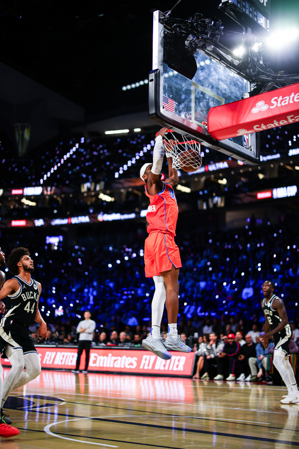 关于雄鹿队以惊人的速度晋级东部决赛的信息