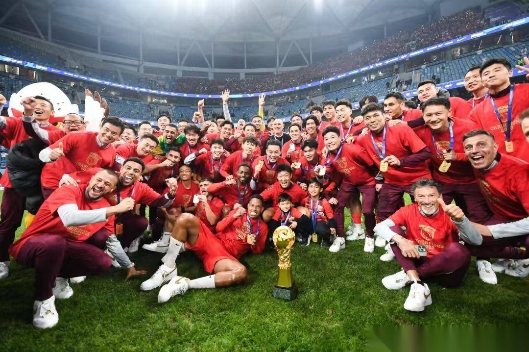 夺冠热门上海上港，亮剑亚冠赛场的简单介绍