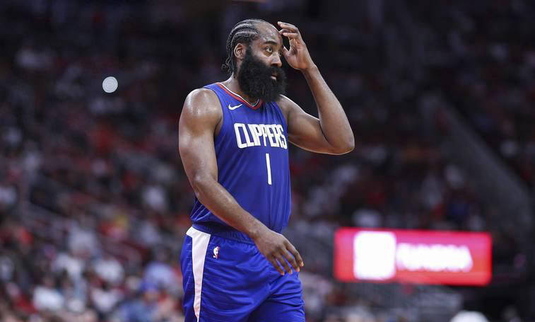 快船队悍将完成生涯第次助攻