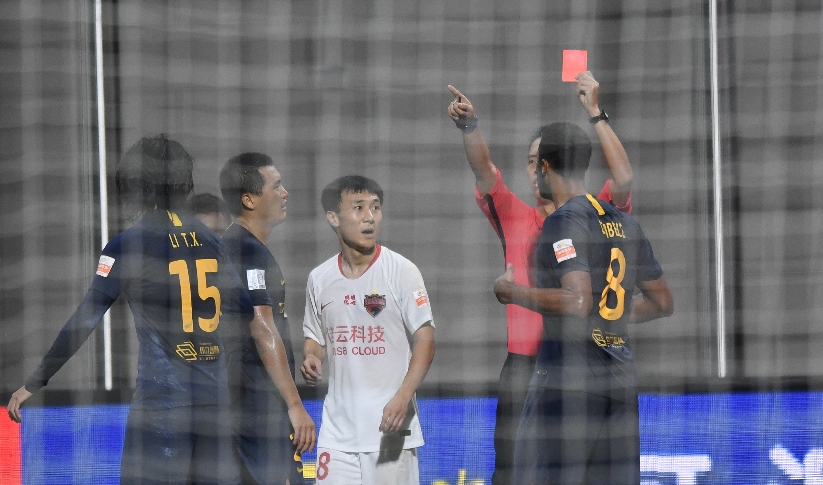 关于深圳佳兆业表现亮眼，积极冲击中超前八的信息