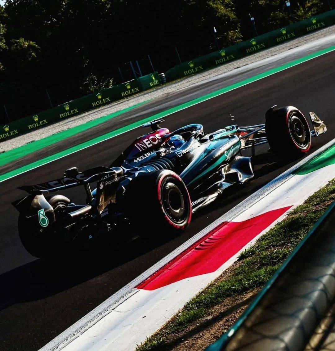 包含迈凯伦逆转阿斯顿马丁,佩雷兹统治全场的词条 包含迈凯伦逆转阿斯顿马丁,佩雷兹统治全场的词条