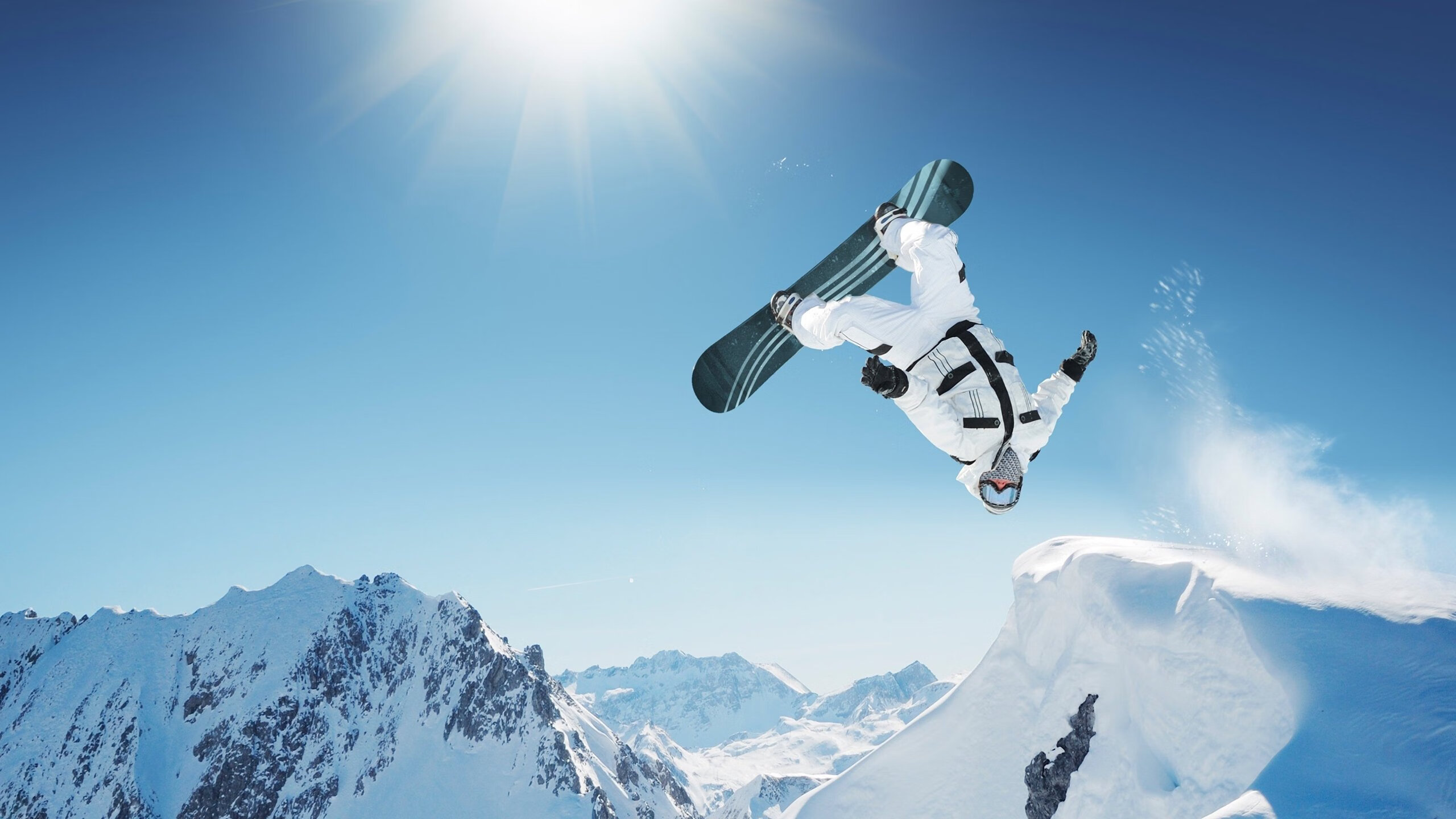 骑士斩落湖人，乔治轰出统治级数据，一战封神